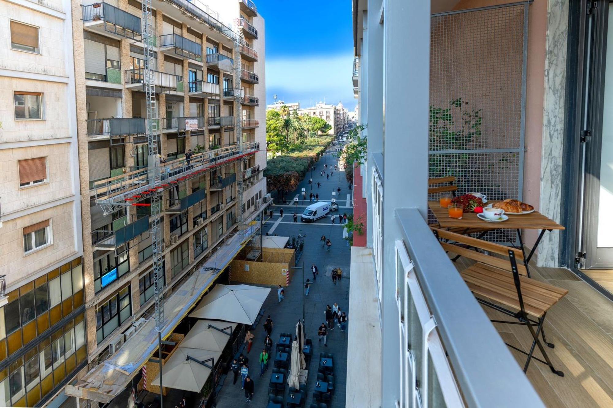Hotel Dimora Fralu Bari Exterior foto