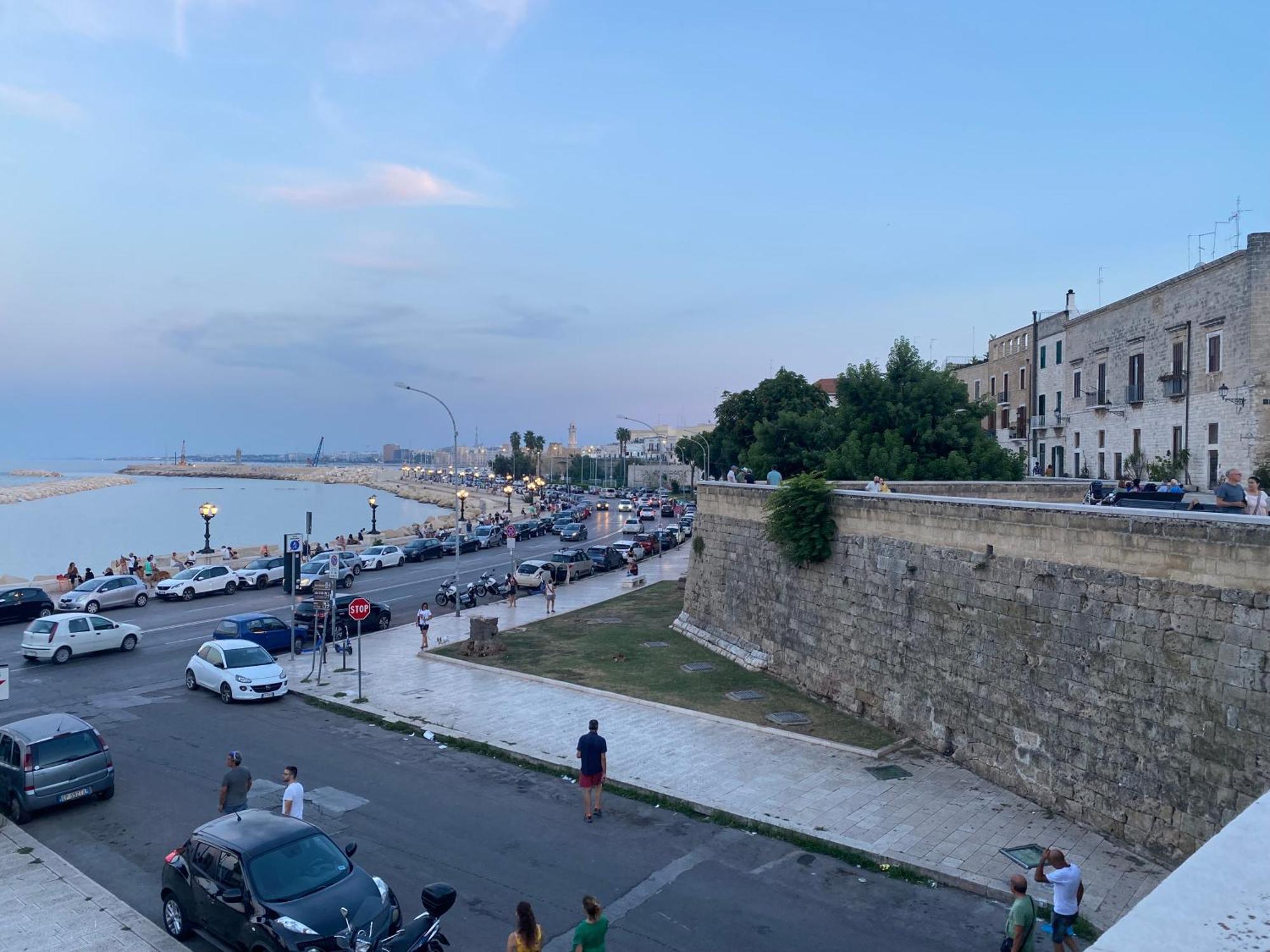 Hotel Dimora Fralu Bari Exterior foto